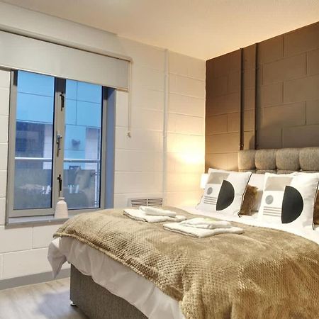 1Br City Centre Apt, Self Check In, Wifi, By Derbnb Sheffield Luaran gambar
