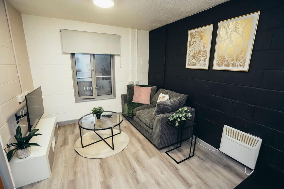 1Br City Centre Apt, Self Check In, Wifi, By Derbnb Sheffield Luaran gambar