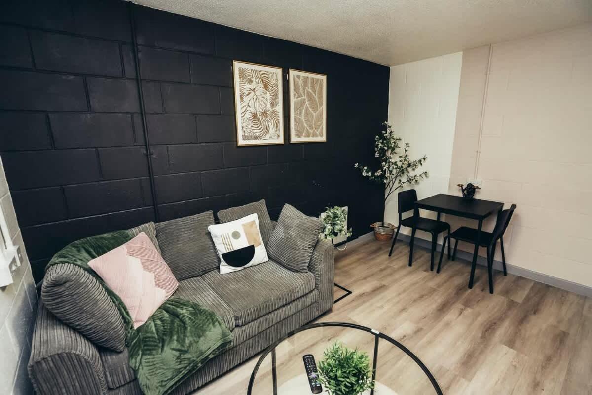 1Br City Centre Apt, Self Check In, Wifi, By Derbnb Sheffield Luaran gambar