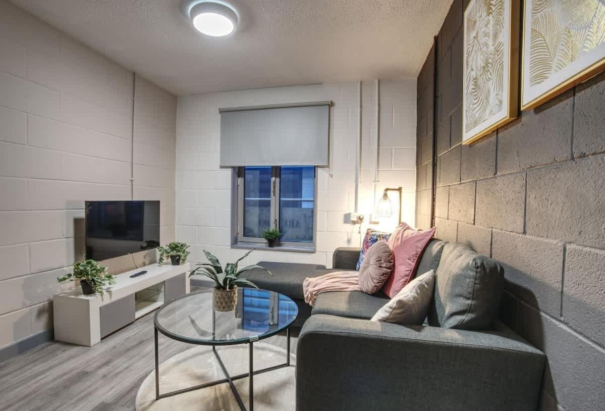 1Br City Centre Apt, Self Check In, Wifi, By Derbnb Sheffield Luaran gambar